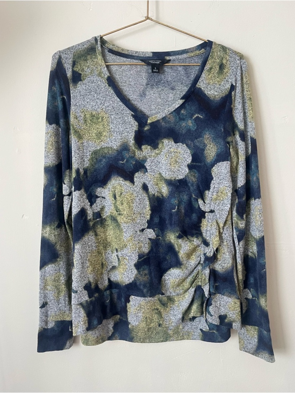 Simply Vera Navy and Olive Floral spring modest V-Neck Long Sleeve Top S